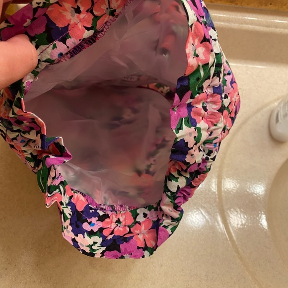 Vera Bradley Drawstring Bag ๐๐ - Picture 3 of 3